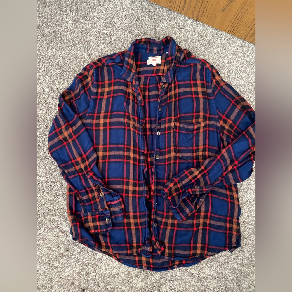 Levi’s Boyfriend Fit Flannel